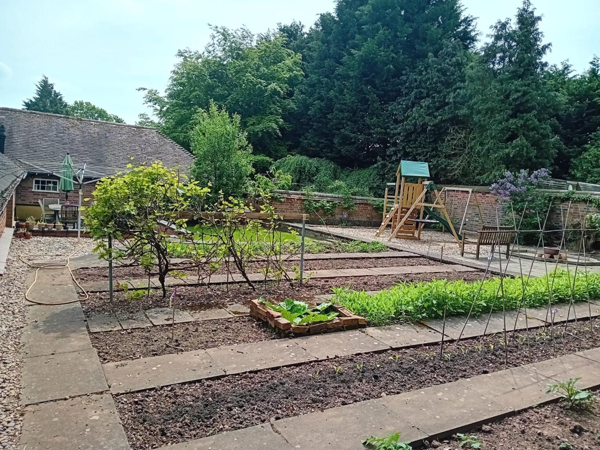 Dovehouse Farm Ferienhaus *